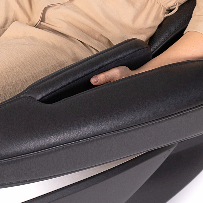 Human touch zero gravity deals massage chair